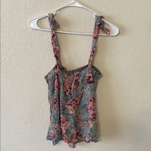 American Eagle top with tie shoulders